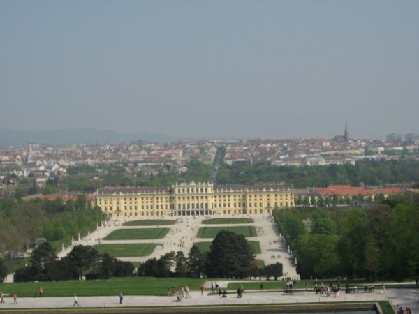 Schönbrunn: la Reggia Imperiale degli Asburgo
