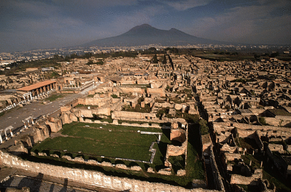 Vista-di-Pompei-foto-di-Vesuviolive