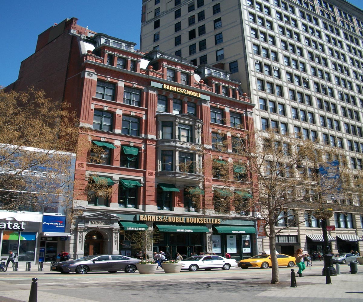 barnes-e-noble